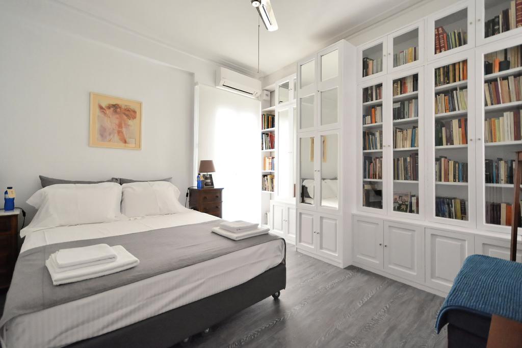 Plaka Elegant Apartment Athens Exterior photo